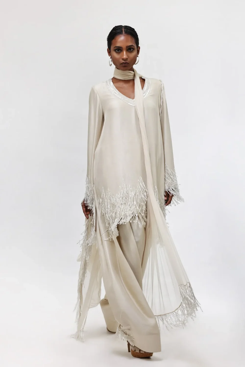 "✨Fringéza-Sequin-Accents-Neckline"