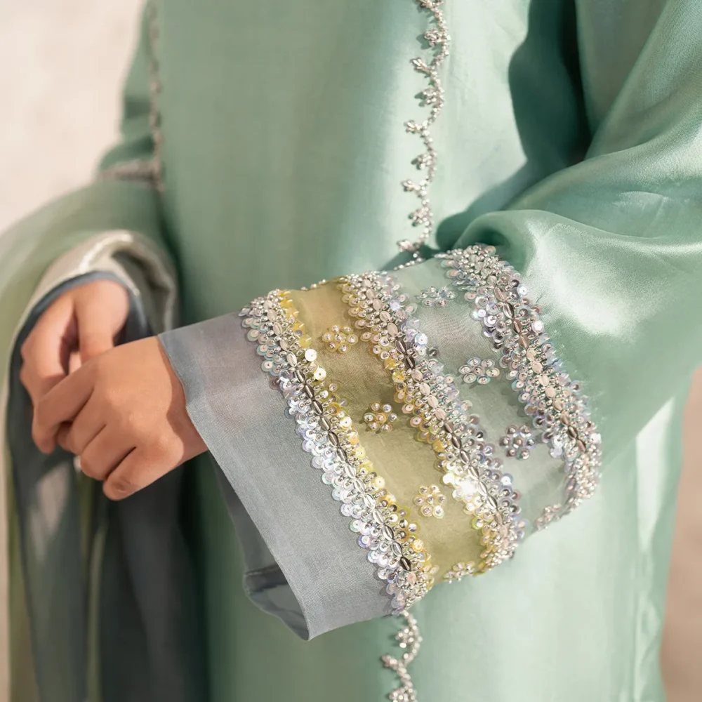 "✨Pastéza-Beadwork-Detail"